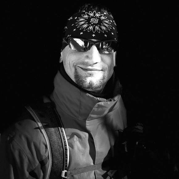 Meet your Posher, Tom - Picture 1 of 1